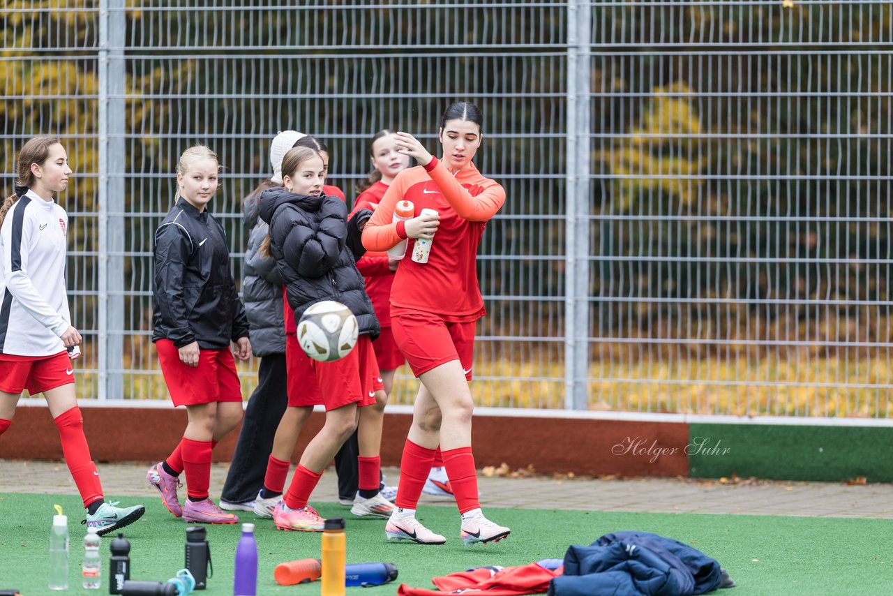 Bild 97 - wCJ VfL Pinneberg - Eimsbuettler TV : Ergebnis: 0:3